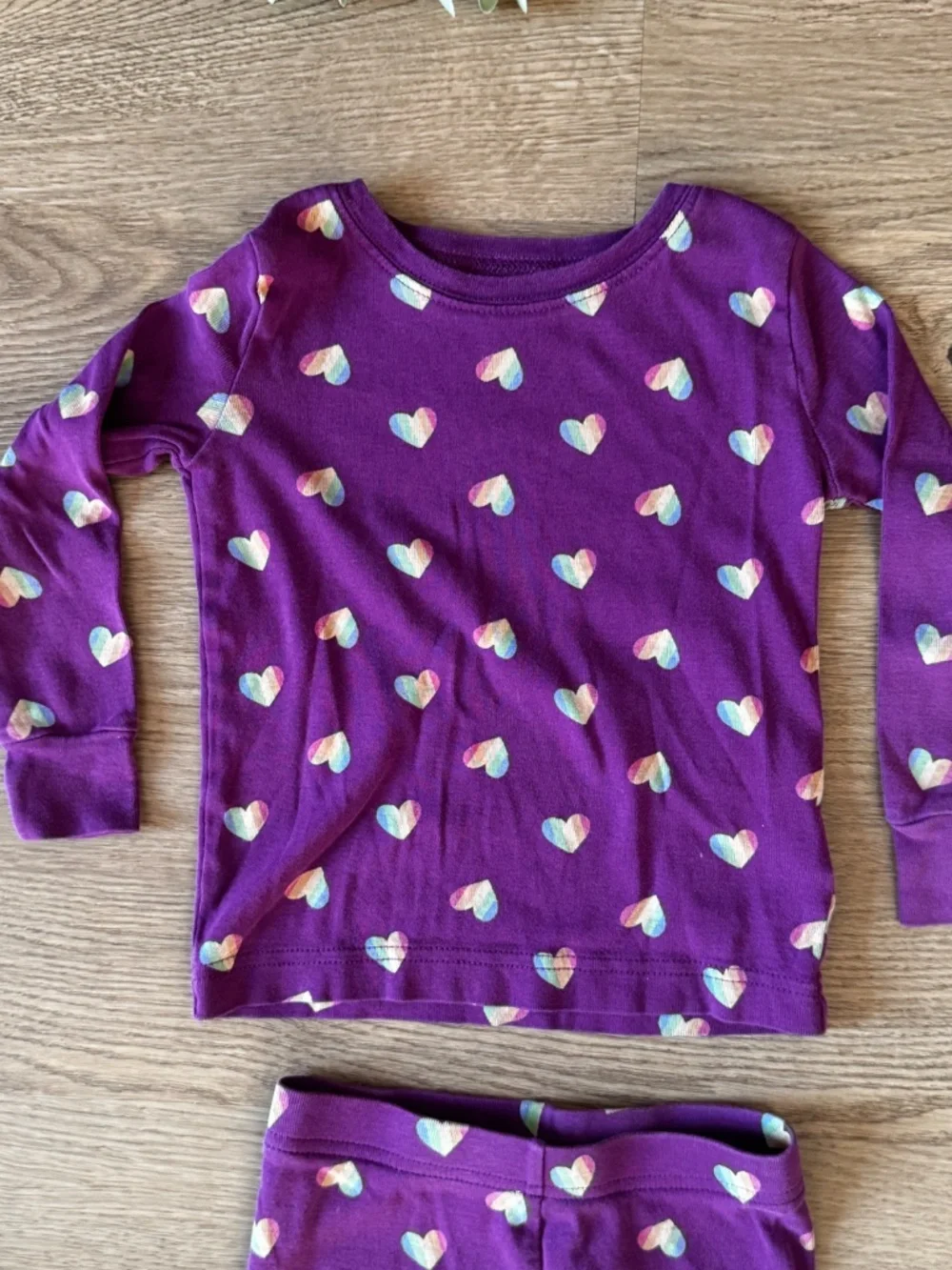 Old Navy Purple Rainbow Heart Pajama Set Girls Size 3T 2 Piece Cotton Sleepwear